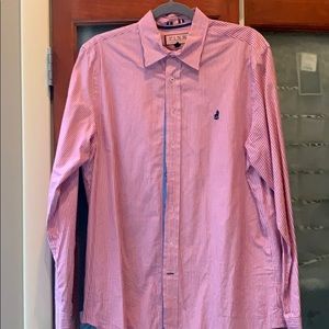 Men’s THOMAS PINK dress shirt.